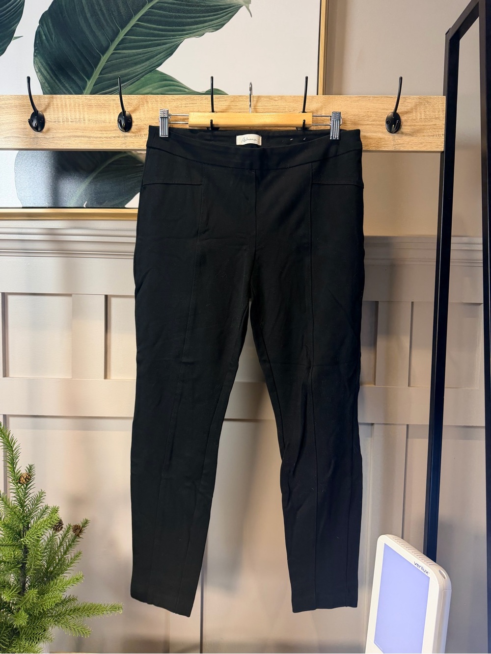Black Slim Ponte Knit Ankle Pants Size 10